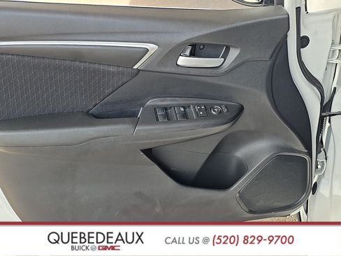 Used 2018 Honda Fit EX image 9