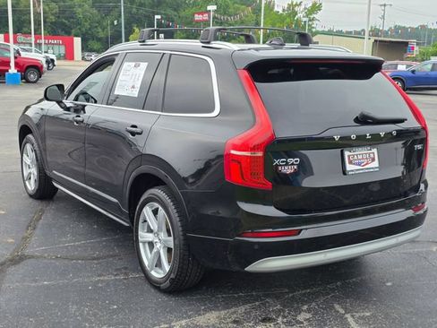 Used 2022 Volvo XC90 T5 Momentum AWD/4WD image 9
