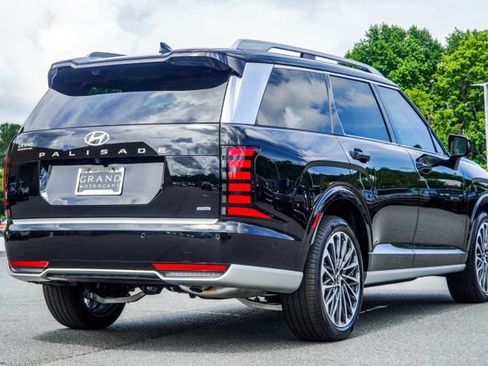 New 2026 Hyundai Palisade Calligraphy AWD/4WD image 12