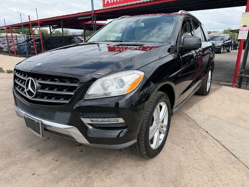 Used 2013 Mercedes-Benz ML 350 BlueTEC 4MATIC image 4