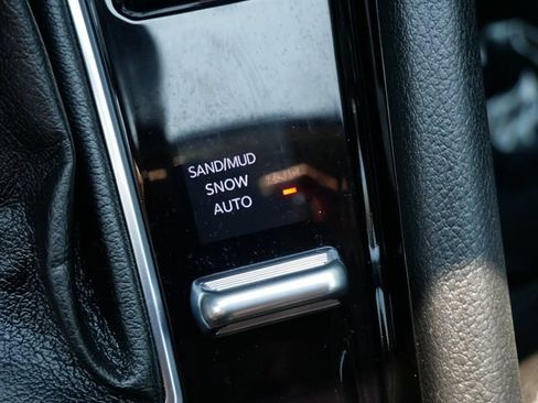 Used 2022 Jeep Compass Limited w/ Sun and Sound Group AWD/4WD image 23