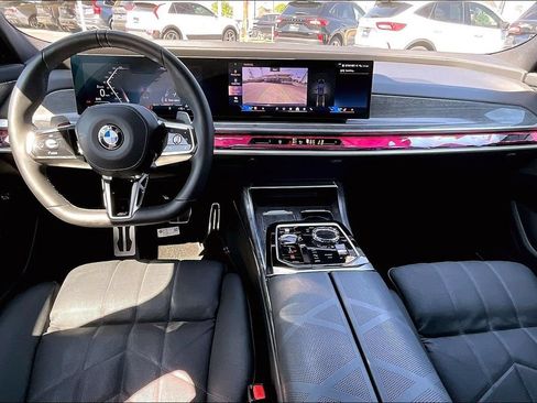 Used 2024 BMW 740i RWD image 20