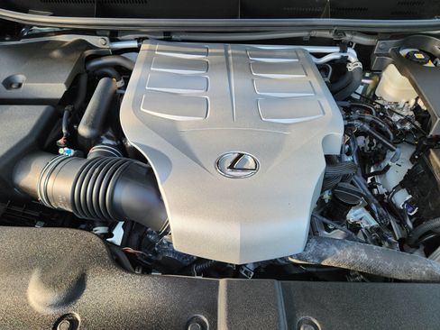 Used 2023 Lexus GX 460 Premium w/ Premium Package AWD/4WD image 31