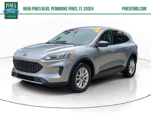 Used 2022 Ford Escape SE FWD image 1