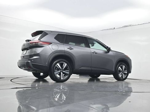 Used 2026 Nissan Rogue SL FWD image 22