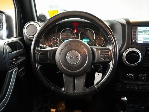 Used 2014 Jeep Wrangler Unlimited Sahara w/ Dual Top Group image 16