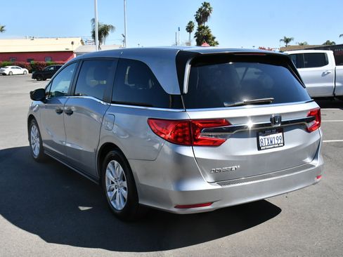 Used 2018 Honda Odyssey LX image 6