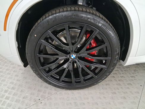 New 2026 BMW X5 sDrive40i w/ M Sport Package image 11