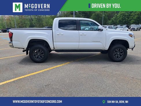 Used 2023 Toyota Tacoma SR5 AWD/4WD image 6