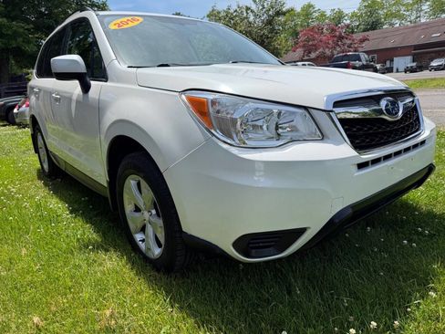 Used 2016 Subaru Forester 2.5i Premium w/ All-Weather Package AWD/4WD image 4