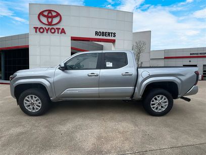 New 2025 Toyota Tacoma SR5