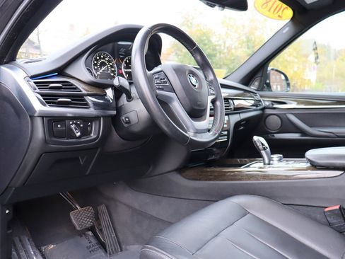 Used 2018 BMW X5 xDrive40e image 10