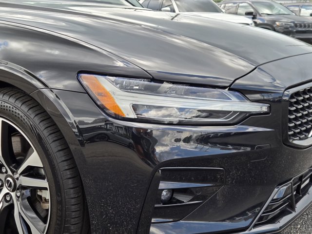 Used 2024 Volvo S60 B5 Core FWD image 5