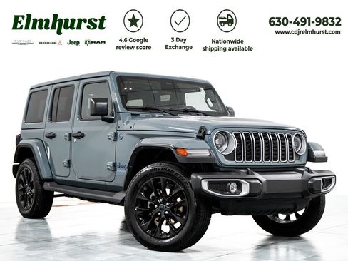 Used 2025 Jeep Wrangler Unlimited Sahara AWD/4WD image 1