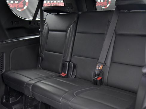 Used 2023 GMC Yukon XL Denali image 44