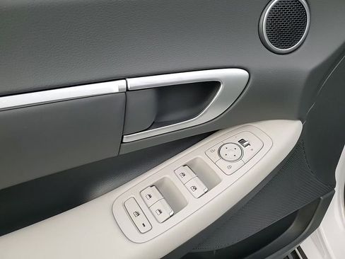 New 2026 Hyundai Sonata SEL FWD image 12