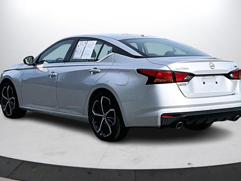 Used 2024 Nissan Altima 2.5 SR image 7