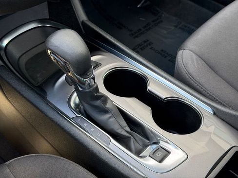 Used 2024 Chevrolet Malibu LT image 15