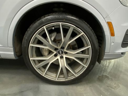 Used 2019 Audi Q7 3.0T Prestige w/ Prestige Package image 16