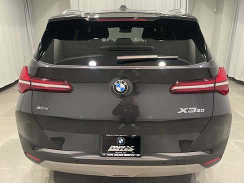 Used 2025 BMW X3 xDrive30i w/ Convenience Package image 5