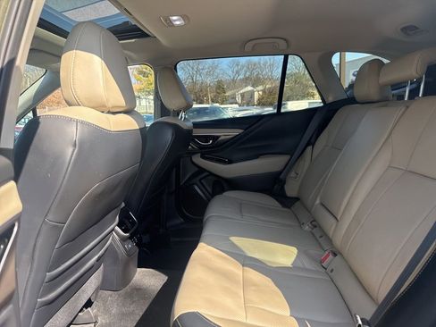 Used 2023 Subaru Outback Limited image 24