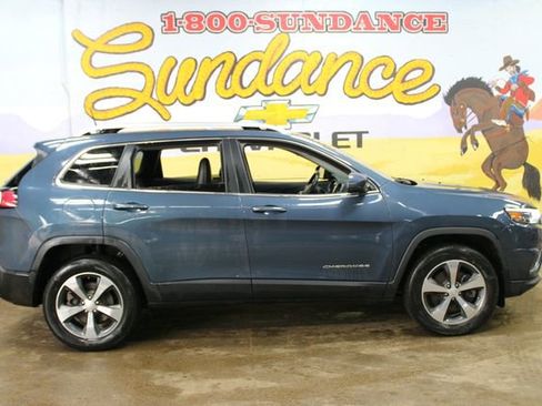 Used 2020 Jeep Cherokee Limited AWD/4WD image 1