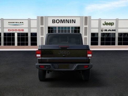 New 2026 Jeep Gladiator Sport AWD/4WD image 7