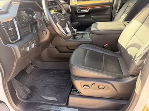 Used 2023 GMC Sierra 1500 Denali image 3