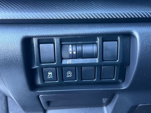 Used 2023 Subaru Crosstrek 2.0i image 30