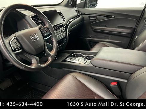 Used 2025 Honda Ridgeline Black Edition image 15