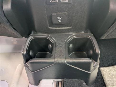 Used 2024 Jeep Wrangler Unlimited Rubicon w/ Technology Group AWD/4WD image 14