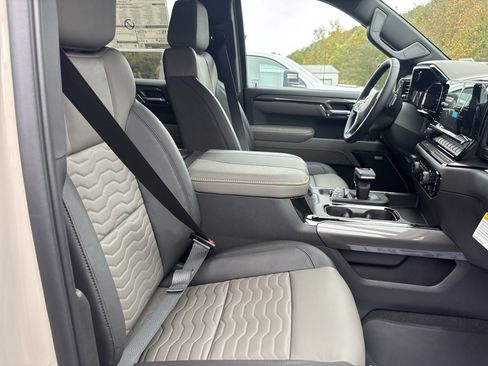 New 2026 Chevrolet Silverado 1500 ZR2 AWD/4WD image 26