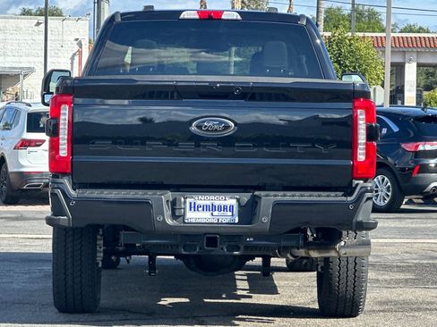 New 2025 Ford F250 XLT w/ Black Appearance Package image 5