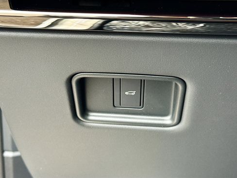 New 2026 Land Rover Range Rover Sport Dynamic SE image 34
