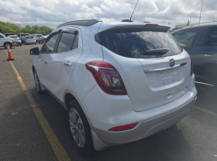 Used 2019 Buick Encore Preferred AWD/4WD image 4