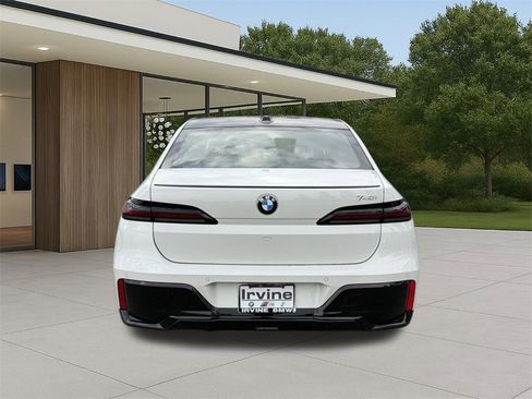 New 2026 BMW 740i 740i w/ Premium Package image 10