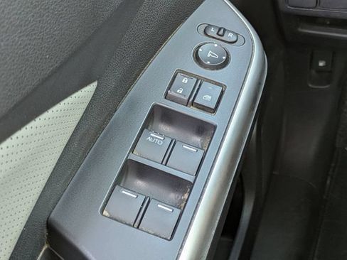 Used 2016 Honda CR-V EX-L image 26