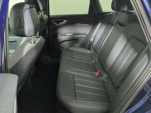 Certified 2023 Audi Q4 e-tron Premium Plus image 21