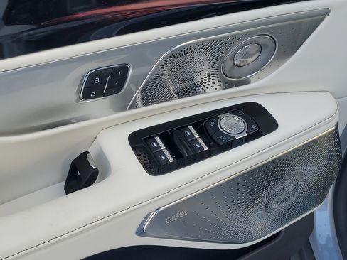 New 2026 Lincoln Nautilus Black Label w/ Jet Appearance Package image 9