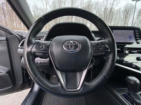 Used 2023 Toyota Camry SE image 33