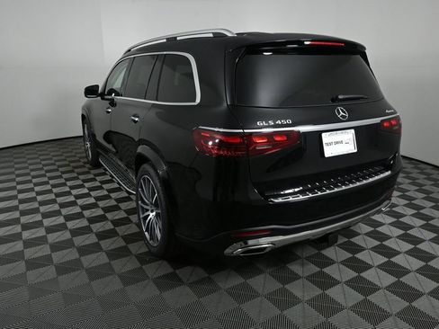 New 2026 Mercedes-Benz GLS 450 4MATIC image 4