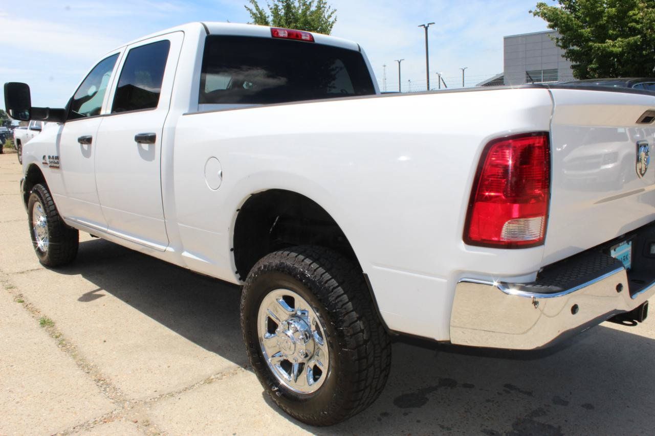 Used 2014 RAM 2500 Tradesman w/ Chrome Appearance Group AWD/4WD image 5