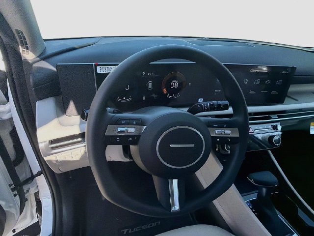New 2026 Hyundai Tucson SEL Plus FWD image 11