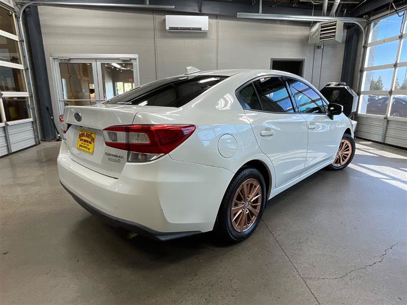 Used 2017 Subaru Impreza 2.0i Premium AWD/4WD image 5