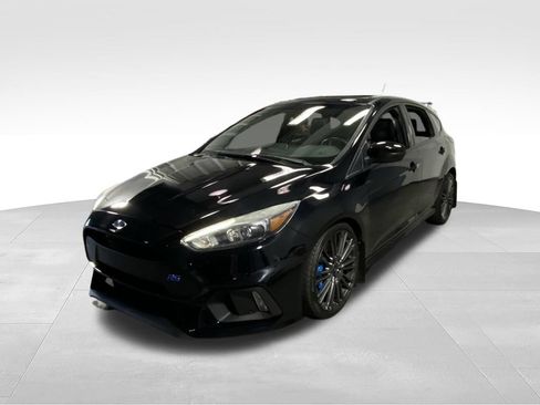 Used 2017 Ford Focus RS AWD/4WD image 4