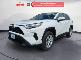 Used 2024 Toyota RAV4 LE AWD/4WD video 1