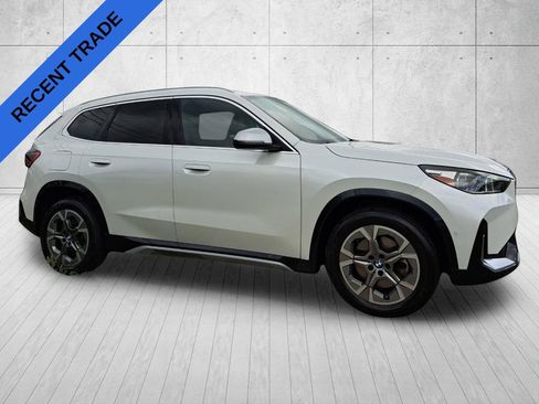 Used 2023 BMW X1 xDrive28i w/ Convenience Package AWD/4WD image 3