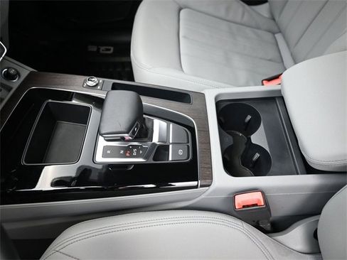 Used 2024 Audi Q5 2.0T Premium image 20