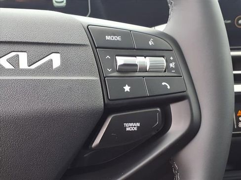 New 2026 Kia Sportage SX image 14