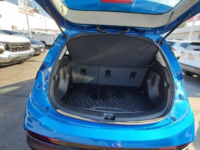 Used 2023 Chevrolet Bolt LT w/ Infotainment Package FWD image 24